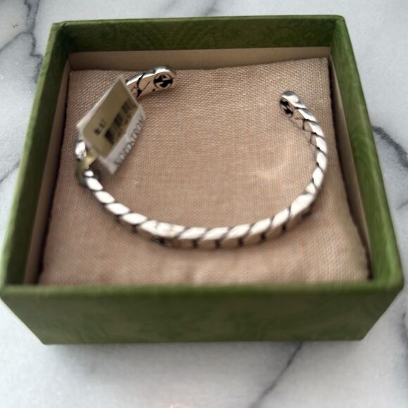 GUCCI INTERLOCKING BRACELET - Picture 8 of 9